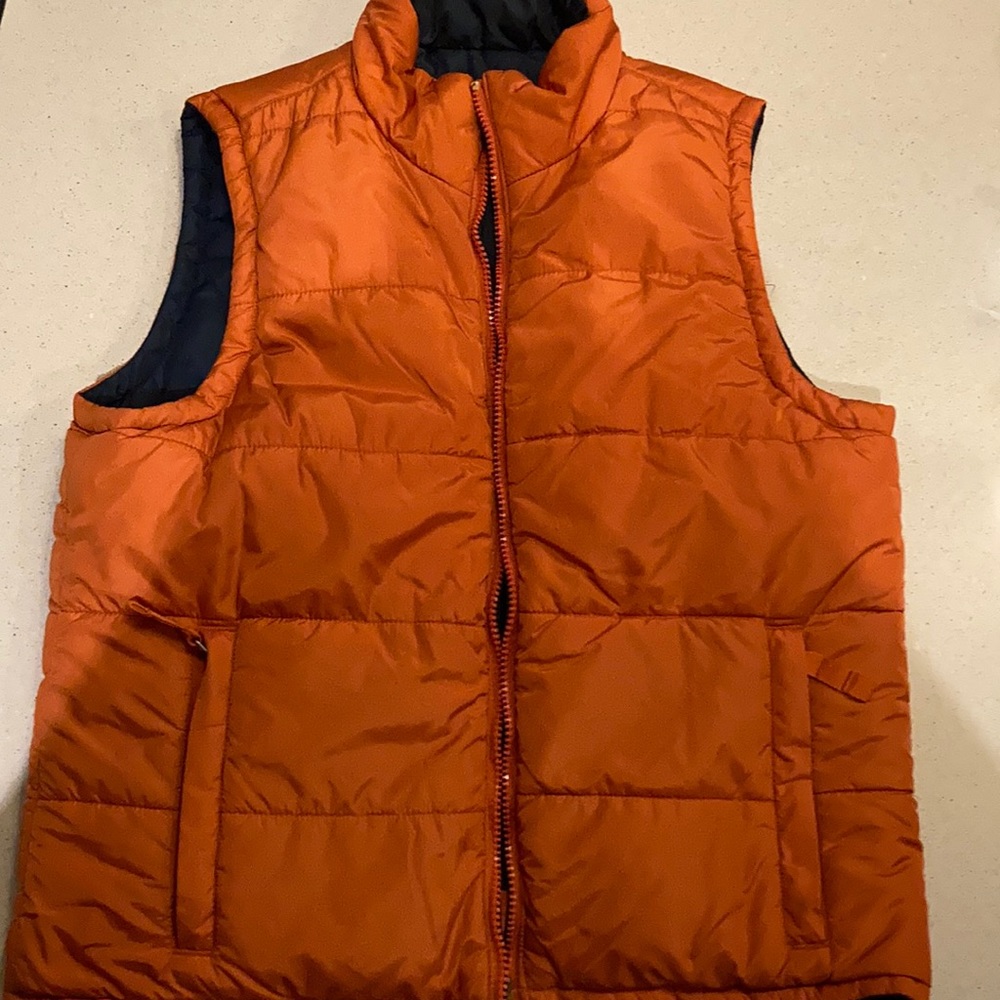 Abercrombie Women’s Reversible sleeveless jacket